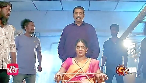 Poove Unakkaga Bondage